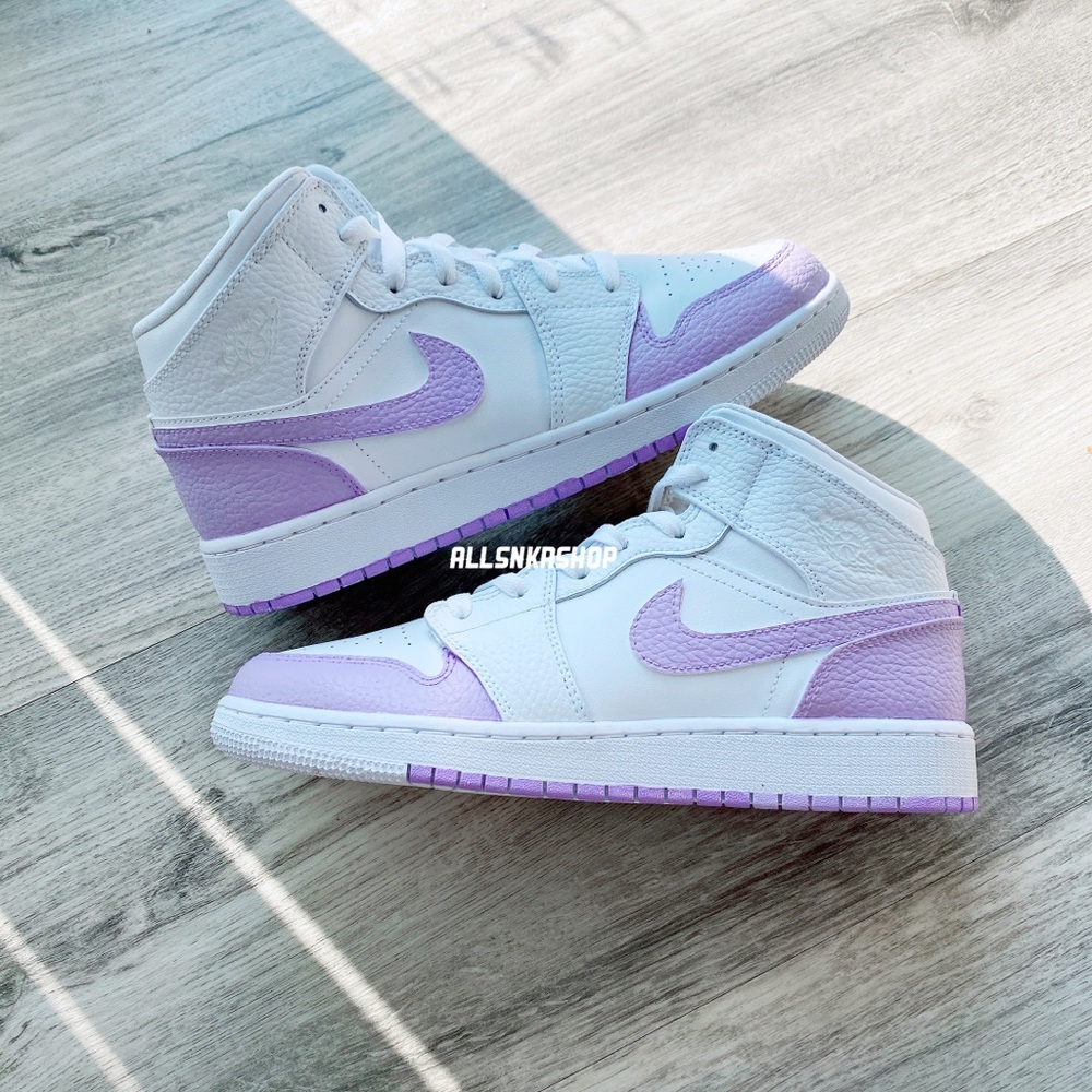 Nike air jordan 1 mid custom - Picture 1 of 2